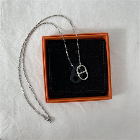 Hermès O'Maillon Pendant Necklace 